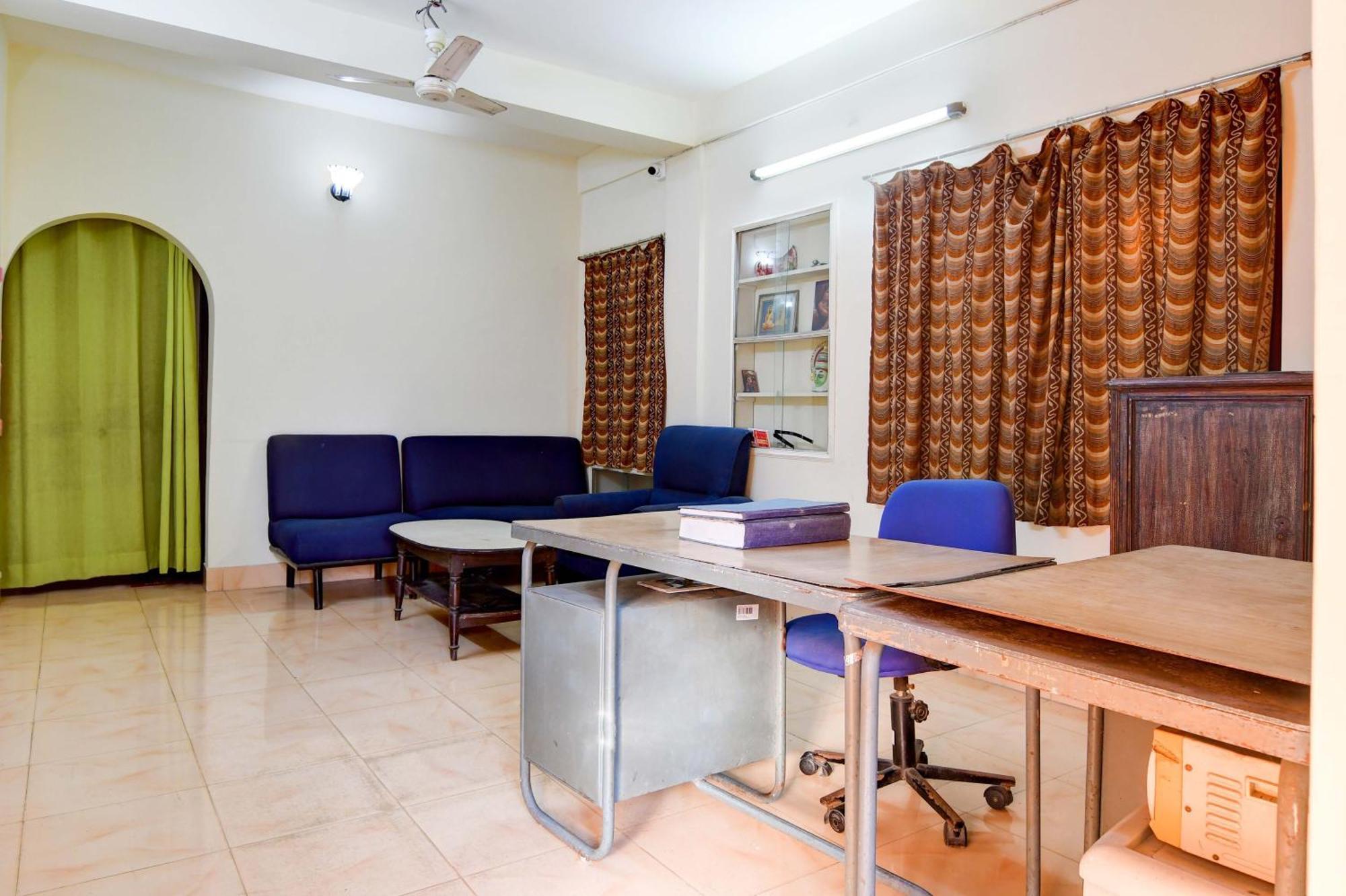 Oyo Simplex Guest House Behala Kolkata Eksteriør bilde