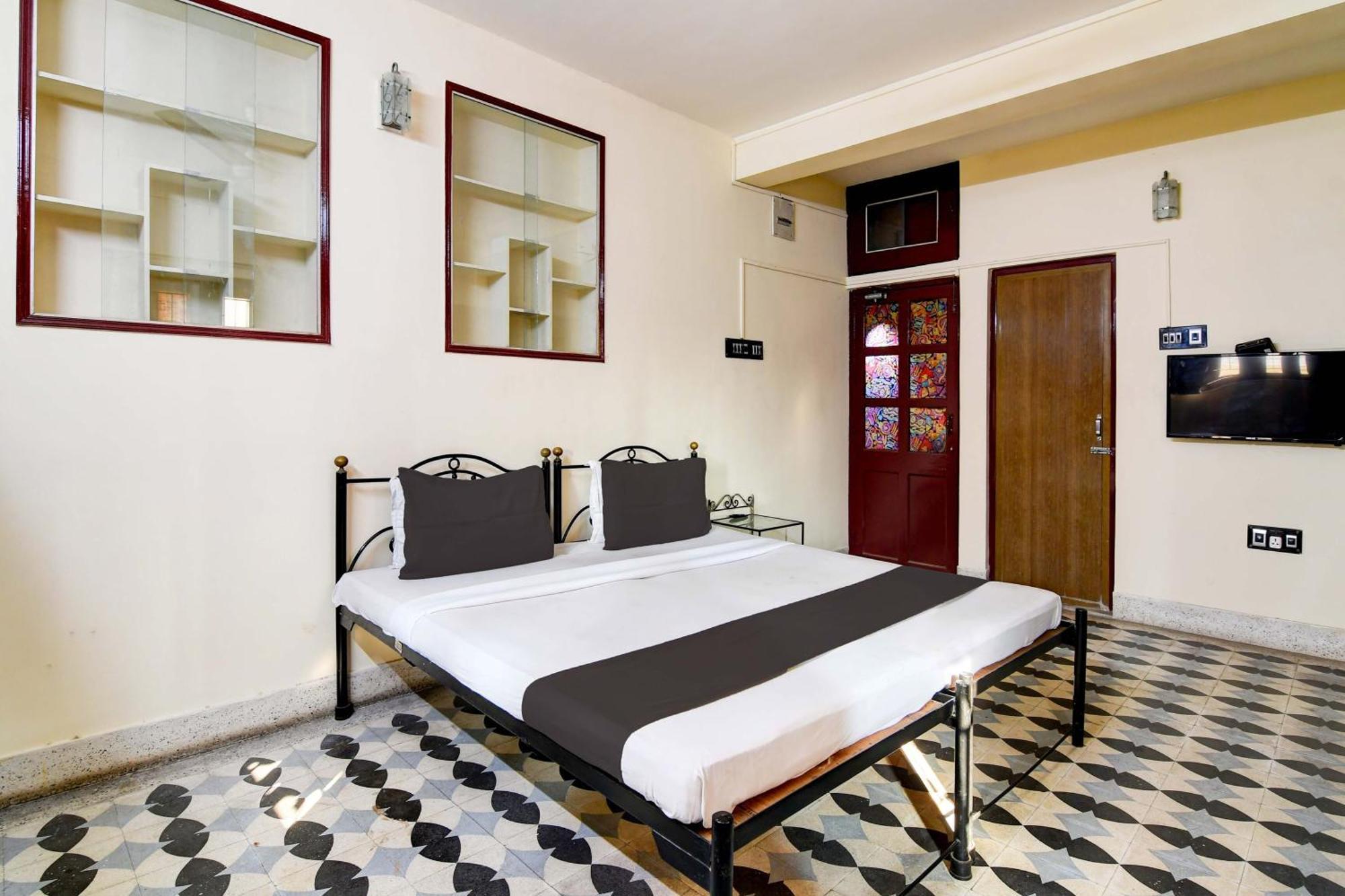 Oyo Simplex Guest House Behala Kolkata Eksteriør bilde