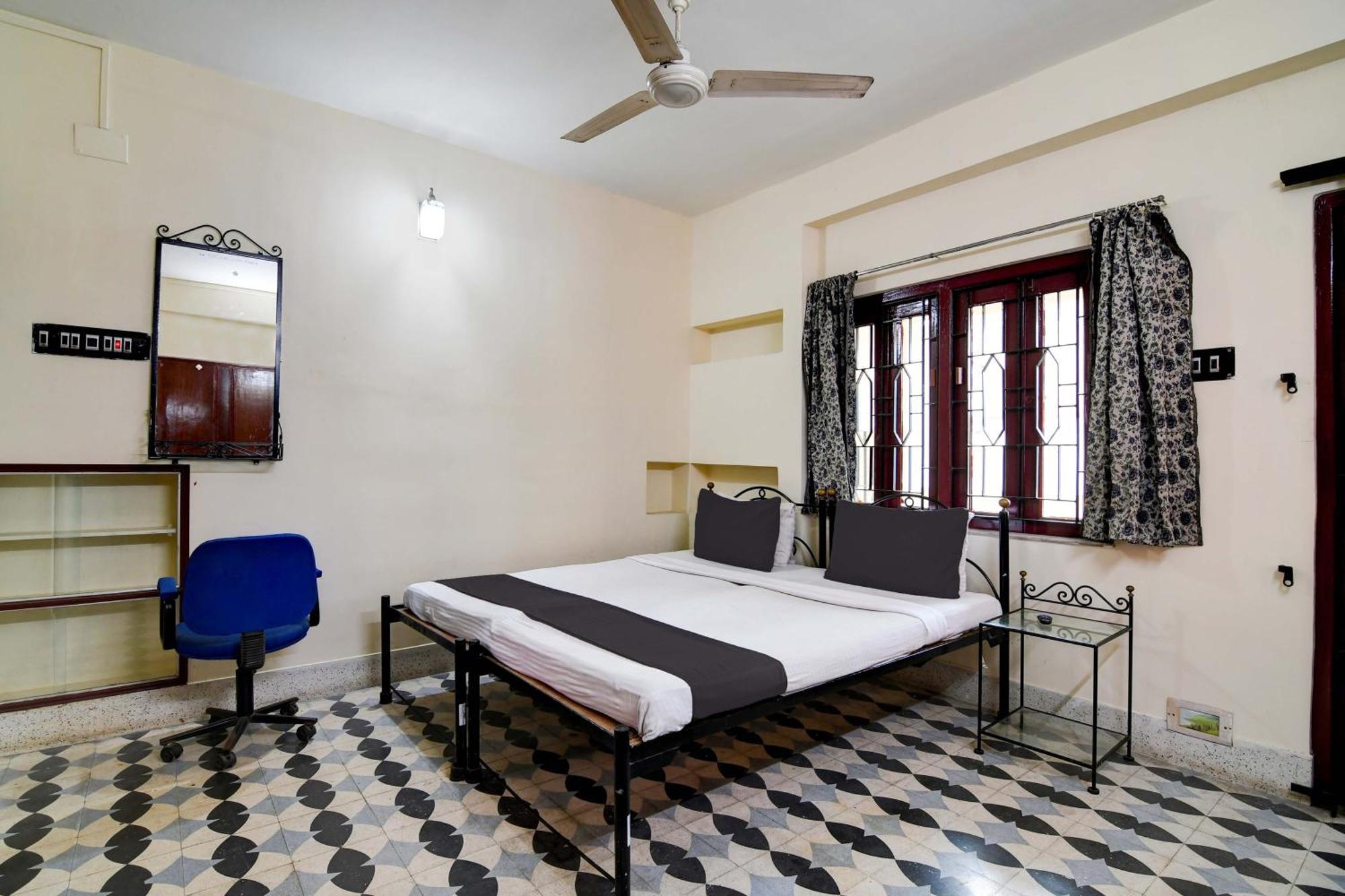 Oyo Simplex Guest House Behala Kolkata Eksteriør bilde