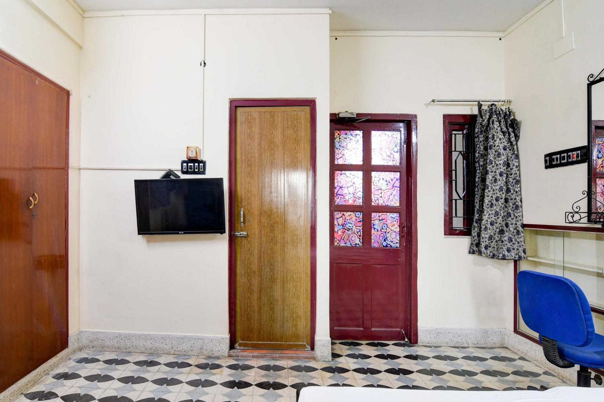 Oyo Simplex Guest House Behala Kolkata Eksteriør bilde